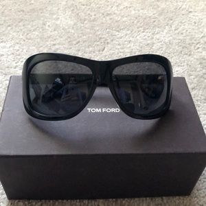 Sun glasses